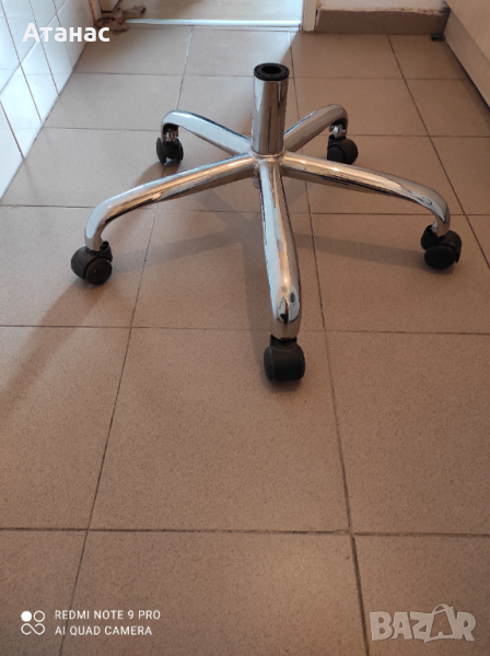 Продавам метална кръстачка, снимка 1