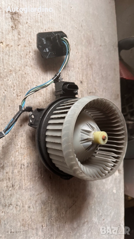 Вентилатор за парно за Toyota Yaris 2009 - AV272700-0311, снимка 1