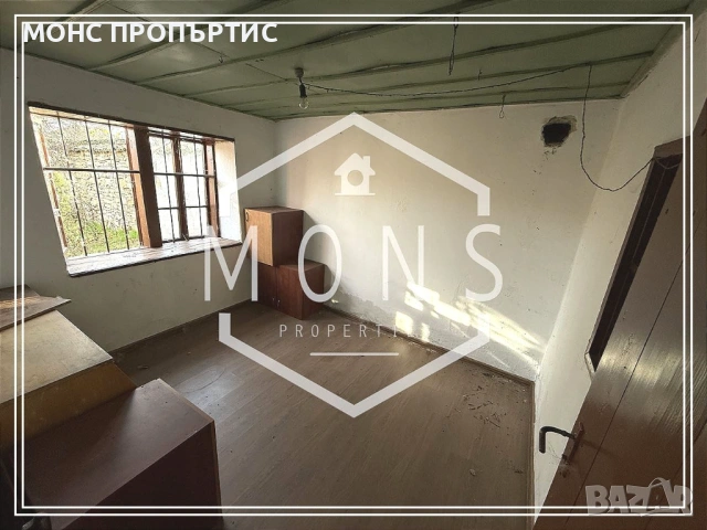 Двуетажна къща с два гаража в с. Обединение, обл. Велико Търново., снимка 12 - Къщи - 53325032