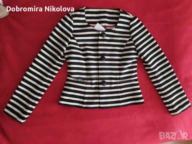 Продавам късо дамско сако