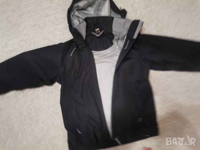 Водонепромокаемо Черно яке от Декатлон QUECHUA XS размер, снимка 3 - Детски якета и елеци - 42423527