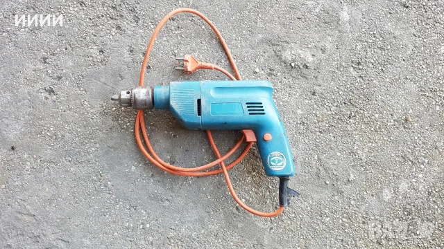 Биеща дрелка бормашина BLACK AND DECKER 