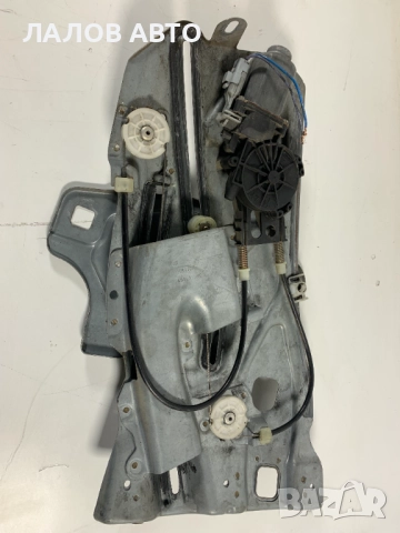 Заден десен стъклоповдигач Задно дясно моторче Пежо Peugeot 307цц 307cc кабриолет D9651535080