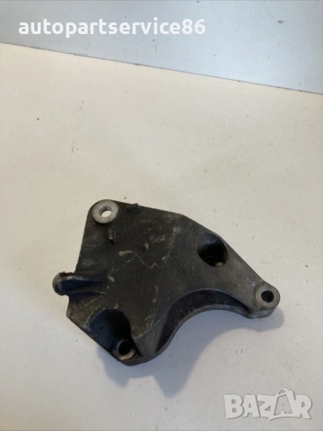 Скоба / държач за Saab 9-3 1.9 TiD (2008) 13112030 