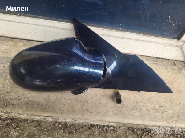 Mercedes CLK W208 от 1997-2003 Година Дясна Огледало Електрически Настройки Със Прибиране 