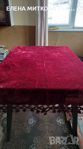 Тежка кадифена покривка за маса с фестони нова 160 х 160 см, снимка 3 - Покривки за маси - 54184011