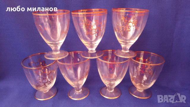 Ретро ракиени чаши, златни кантове, златни шарки, столче 7 бр, снимка 1 - Антикварни и старинни предмети - 42407648