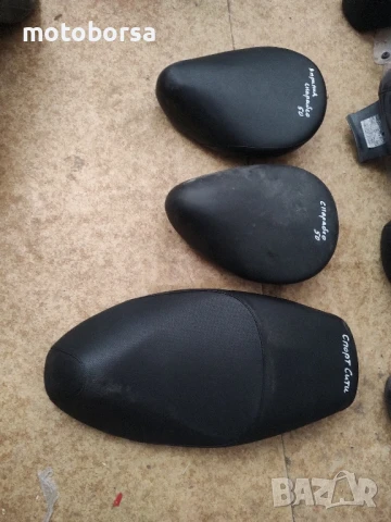 седалки Aprilia Scarabeo 50 2t Aprilia Sportcity 