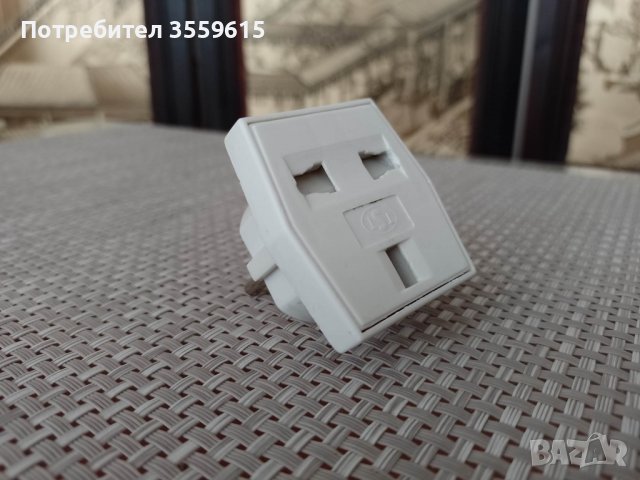 преходник ( адаптер ) 3 към 2 ( за английски уреди ), снимка 1