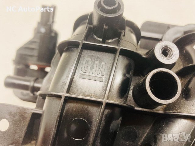 Всмукателен колектор за Опел Вива KARL 1.0 бензин 75 коня код B10XE 55493647 2017, снимка 4 - Части - 39264557