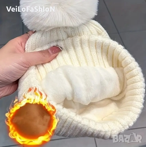 Нова зимна дамска шапка с помпон пух, три цвята, снимка 3 - Шапки - 47566538