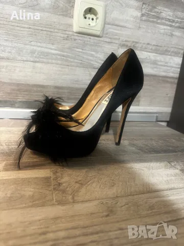 badgley mishka дизайнерски сатенени обувки на висок ток, снимка 1