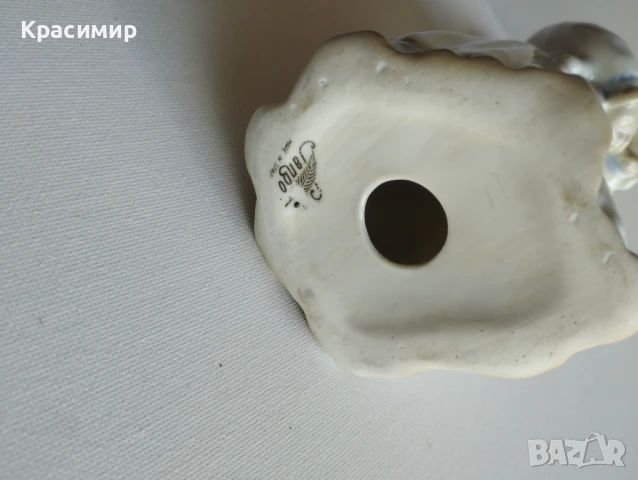 Порцеланова фигурка Sango Испания - момиче, държащо кукла, височина 20 см. , снимка 5 - Колекции - 51074792