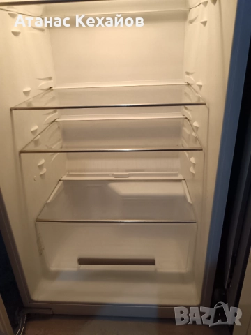 Хладилник за вграждане Siemens