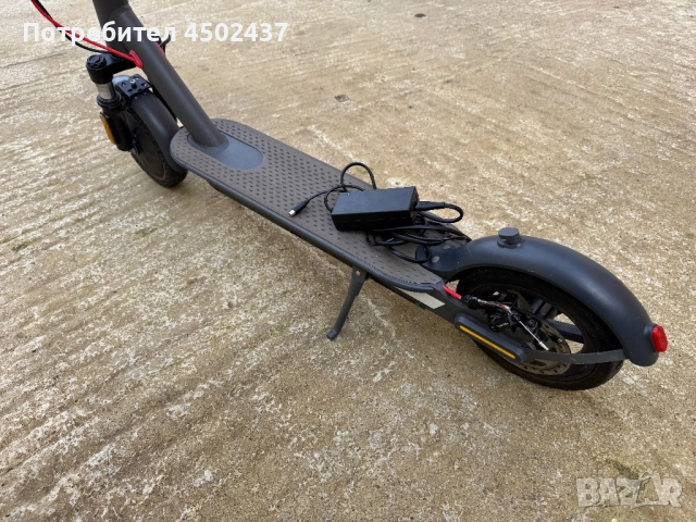 Тротинетка 350w 35km/h, снимка 6 - Скутери и тротинетки - 52594111