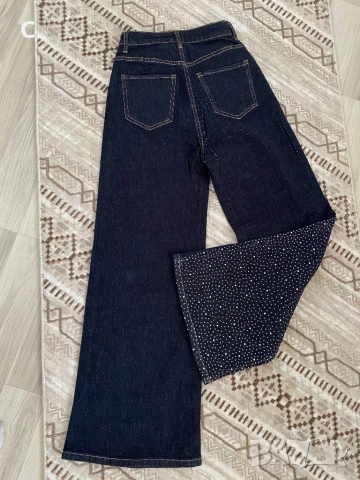 Дамски дънки с камъни, снимка 3 - Дънки - 53934196