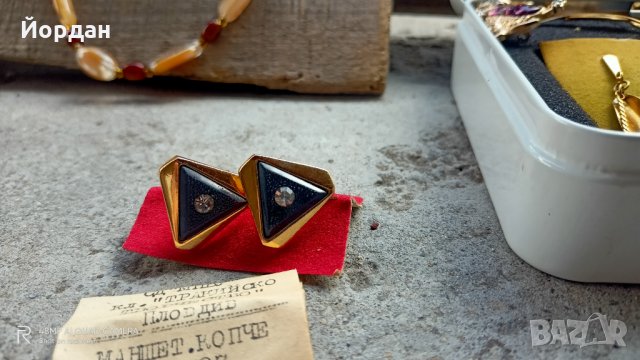 Лот 2 броя колиета, 3 броя брошки, обеци и ръкавели, снимка 3 - Други - 31985941