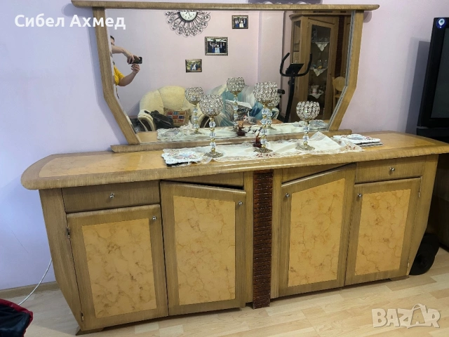 Мебели от масивно дърво