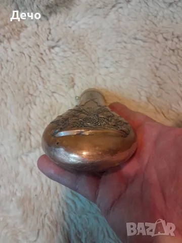 Симпатична ,Медна барутница с месингови елементи в добро и автентично състояние.Made in Italy, снимка 6 - Антикварни и старинни предмети - 48368579