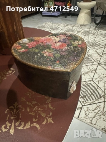 Кутийка във формата на сърце., снимка 2 - Декорация за дома - 53145459