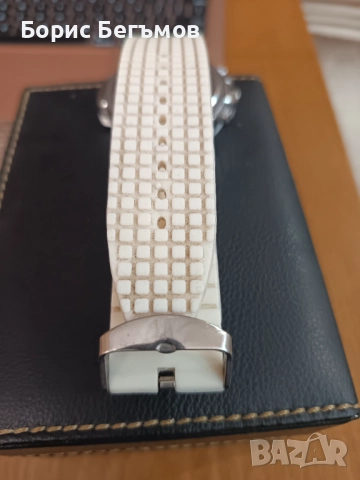 Часовник  Hublot, снимка 8 - Луксозни - 52658698