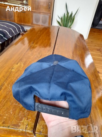 Стара шапка Rothmans, снимка 3 - Други ценни предмети - 39593948