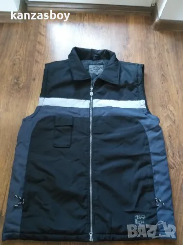 MAN - мъжки дебел елек Л КАТО НОВ, снимка 2 - Други - 47447811