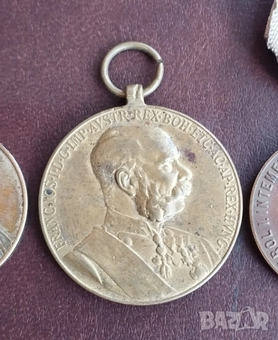 Стари медали, снимка 5 - Антикварни и старинни предмети - 53291428