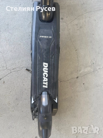 1710 Електрически скутер - тротинетка   ducati pro 3 350 wata цена 660лв или 337,45 евро        адж, снимка 4 - Други спортове - 52087790