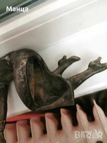 Авторска бронзова статуетка, снимка 5 - Антикварни и старинни предмети - 49525498