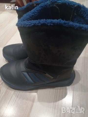 Продавам апрески Адидас номер 31/1/2, снимка 3 - Детски боти и ботуши - 52567039