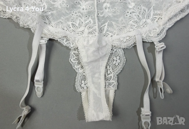 Нови бели дантелени полупрашки с вградени жартиери, снимка 5 - Бельо - 53144424