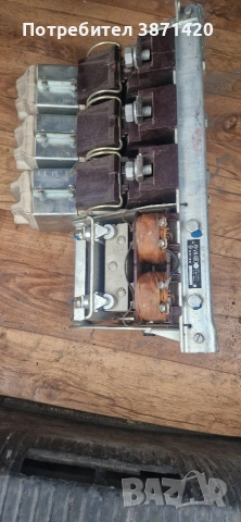 контактори VH400, V250, V160, V100, V63, V40 сименс релета R15,,РМ405,РМ300, омрон, снимка 2 - Други машини и части - 42625174