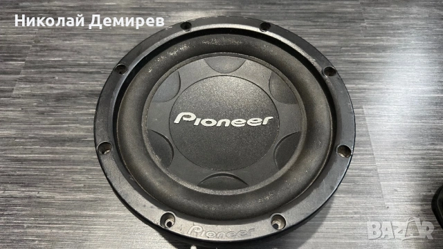 Pioneer TS-W306DVC 1000W maks 400W nom x2