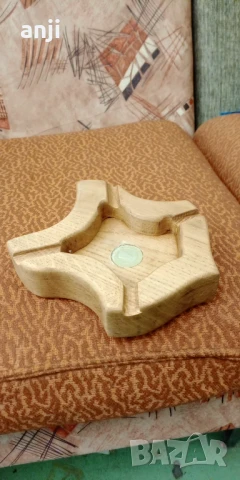 Пепелник от масив тежък дъб