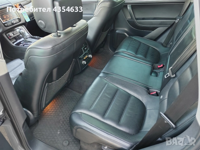 Фолксваген Туарег V8 340 коня. , снимка 10 - Автомобили и джипове - 51476340