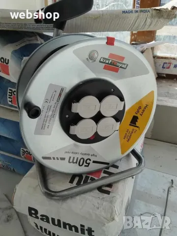 Електрически удължител с макара 50 метра и 4 гнезда, Сечение на кабела 3х2,5 кв мм, снимка 5 - Други инструменти - 48904265