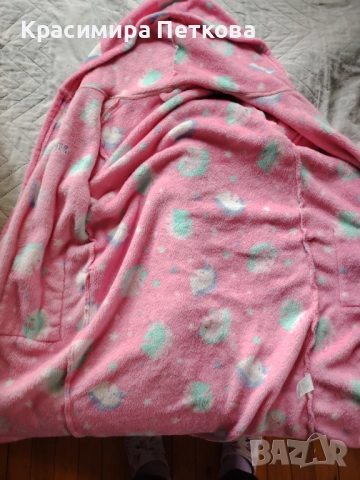 Продавам детски халати за баня, снимка 8 - Хавлии и халати - 52319199