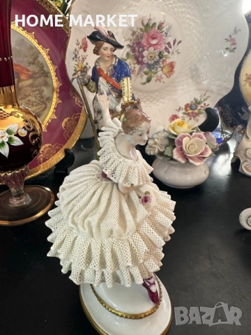 Volkstedt Фолкщед Germany  Curca 1945 (Älteste Volkstedter Porzellanmanufaktur) Dresden Lace , снимка 2 - Антикварни и старинни предмети - 52939094