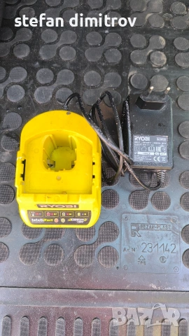Зарядно устройство Ryobi RC18120 ONE+ 