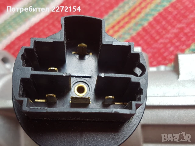 Контактен патрон с конзола и клейморед за бус, снимка 2 - Аксесоари и консумативи - 51178021