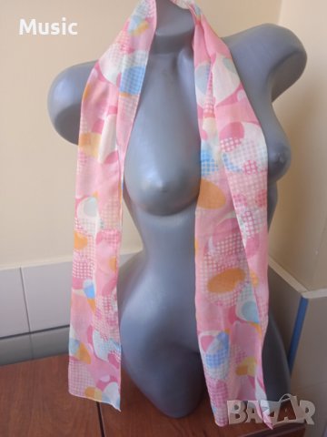 Italy / Италиански тънък дамски шал / фишу / аксесоар, снимка 2 - Шалове - 40001590