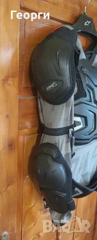Протекторна ризница Leatt L/XL , снимка 3 - Аксесоари и консумативи - 56225743