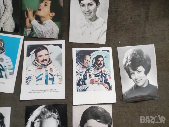 Продавам пощенски картички с български артисти , певци и певици,групи,космонавти, снимка 4 - Филателия - 39314217