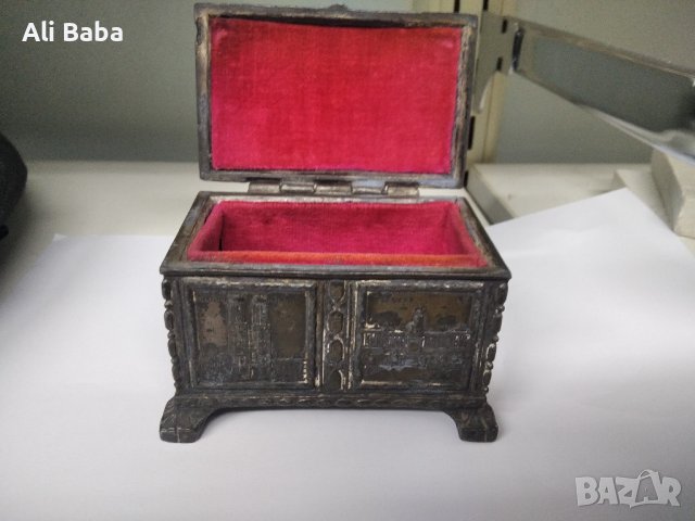 Красива антикварна кутия за бижута от Мюнхен 1920 г, снимка 2 - Антикварни и старинни предмети - 44424112
