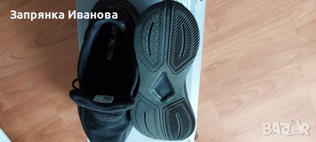 Оригинални дамски маратонки Adidas, снимка 3 - Маратонки - 42671603