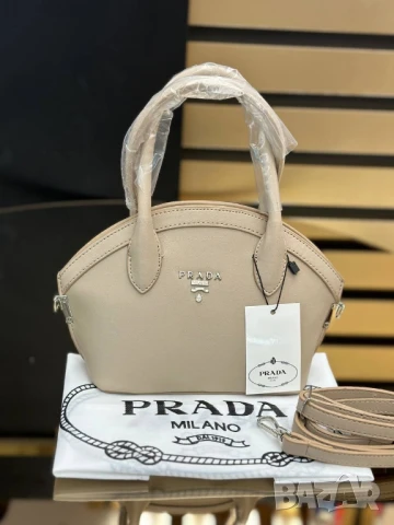 чанти prada, снимка 3 - Чанти - 50684272