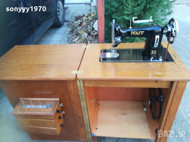 PFAFF-GERMANY ANTIQUE LIKE NEW 2411211635