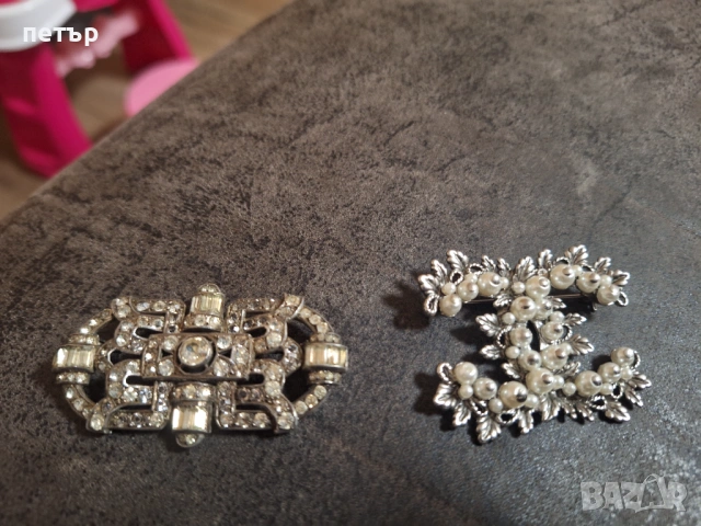 Две брошки, снимка 2 - Други - 53010302