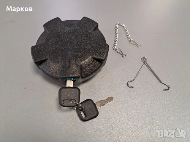 КАПАЧКА ЗА РЕЗЕРВОАР МЕРЦЕДЕС, снимка 2 - Части - 19680142